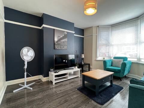 Comfy Beds*S/Parking*Contractors*Leisure