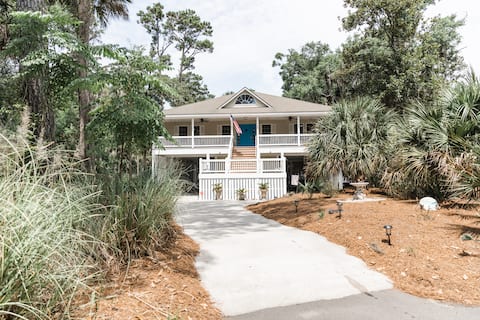 Successful Airbnb property: Sandpiper Dream-Walk To Beach/Pool Pass Included! in Edisto Beach