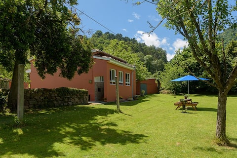 Detached house with estate