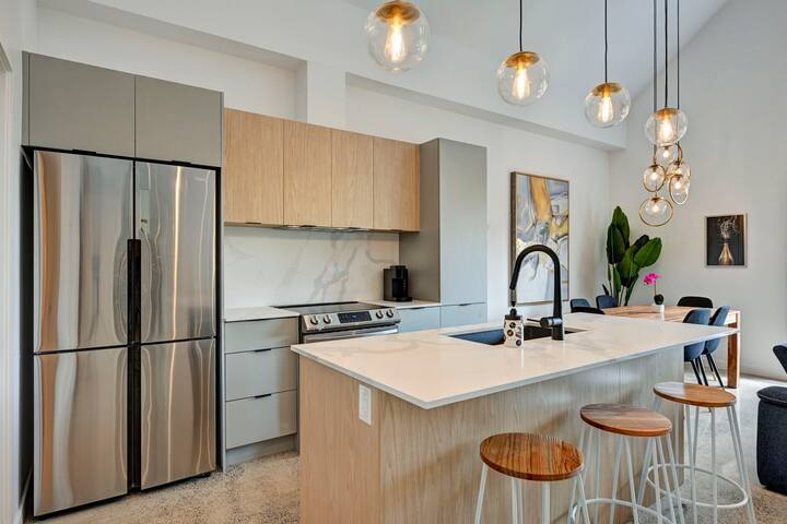 Amazing! 3 bedrooms/2bathrooms gallery image 5