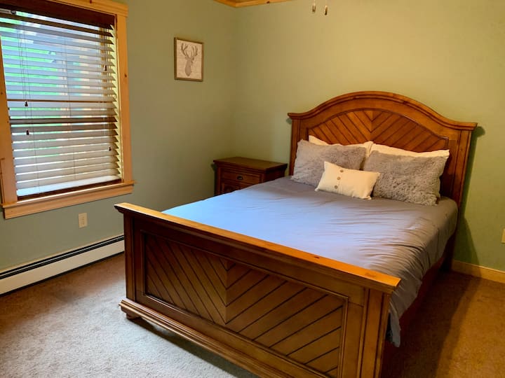 Dhomë gjumi e madhe "Queen"