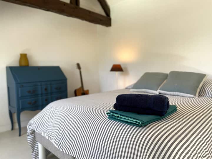 ห้องนอน 3 - เตียงคู่ 1 หลัง