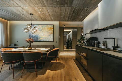 Black Eagle: Best Loft in Mayrhofen with Bathtub