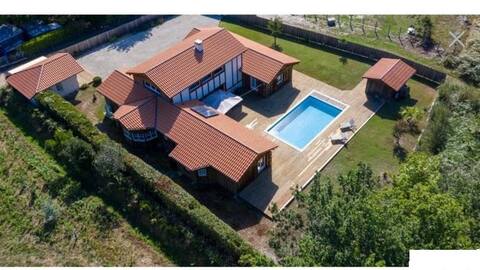 Charming villa with pool in Biscarrosse