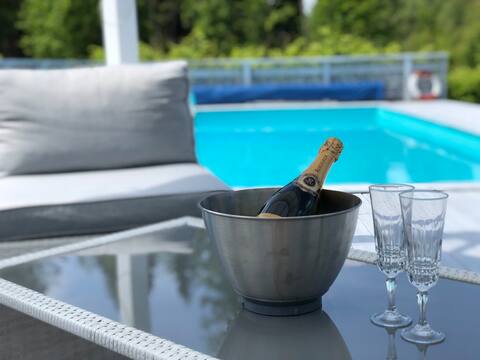 Nice villa with Pool and Padelbana.