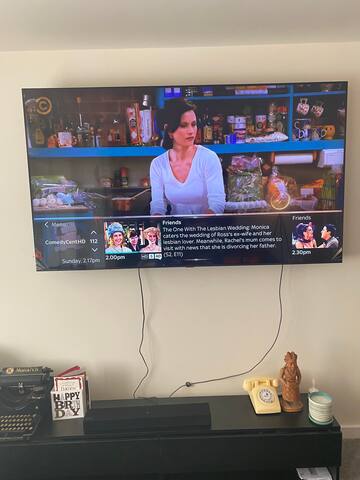 New built 3bd wt garden& en-suite b/room,Sky,PS5 gallery image 2