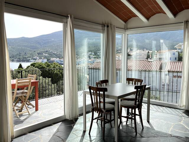 Beautiful house with sea views in Cadaqués. gallery image 2