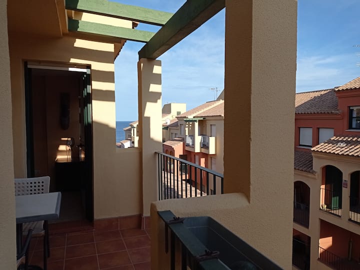 Cosy Apartment Right On The Beach - Manilva