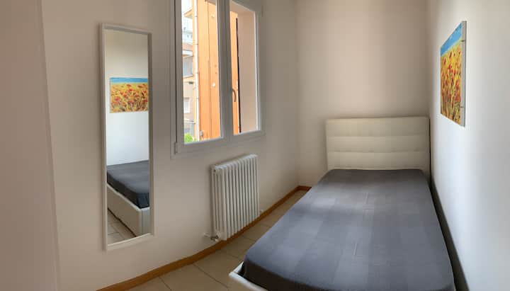 საძინებელი 1