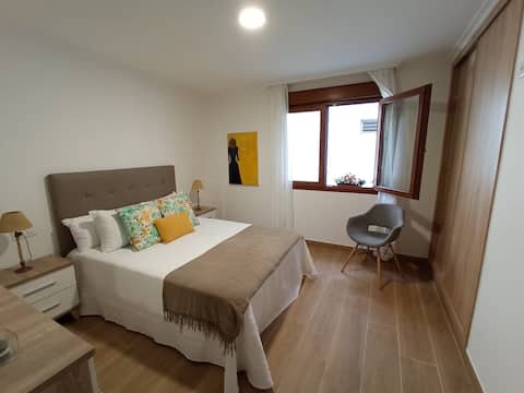Popular Airbnb listing: Beautiful apartment in downtown O Grove, a seafood paradise. in O Grove