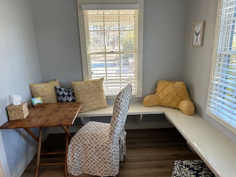 Successful Airbnb property: Four Meadows Retreat in Greer