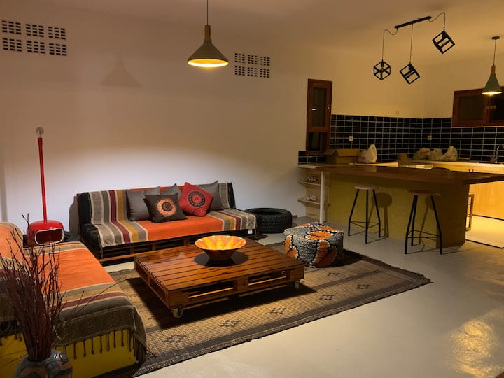 Le Feu Jaune - Maison Complete - Maputo