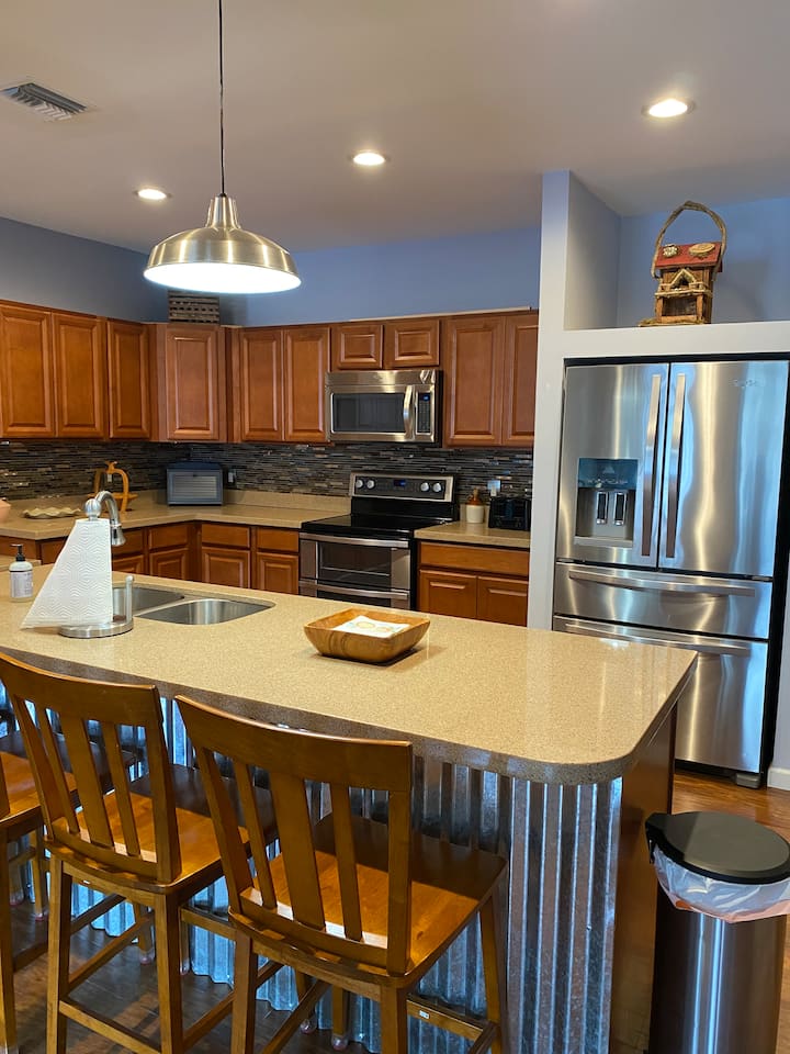 Blue Ridge Dreams Luxury Downtown Apartment Vacation homes for Rent