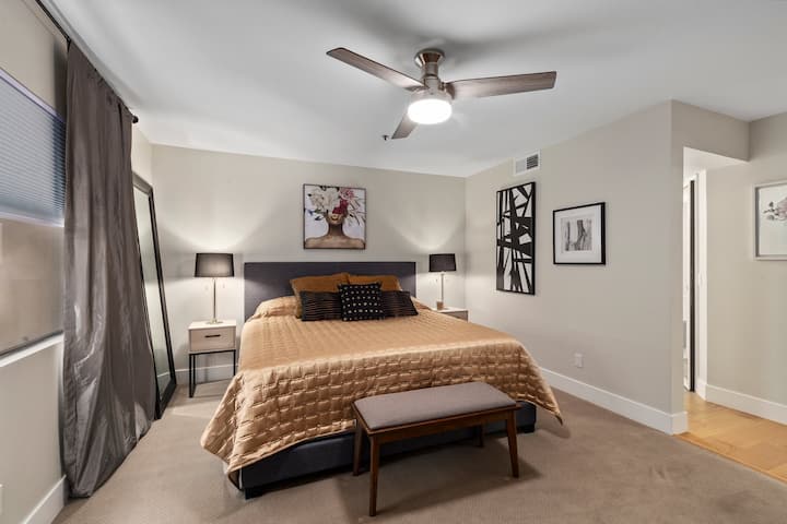 Dormitorio principal con cama King