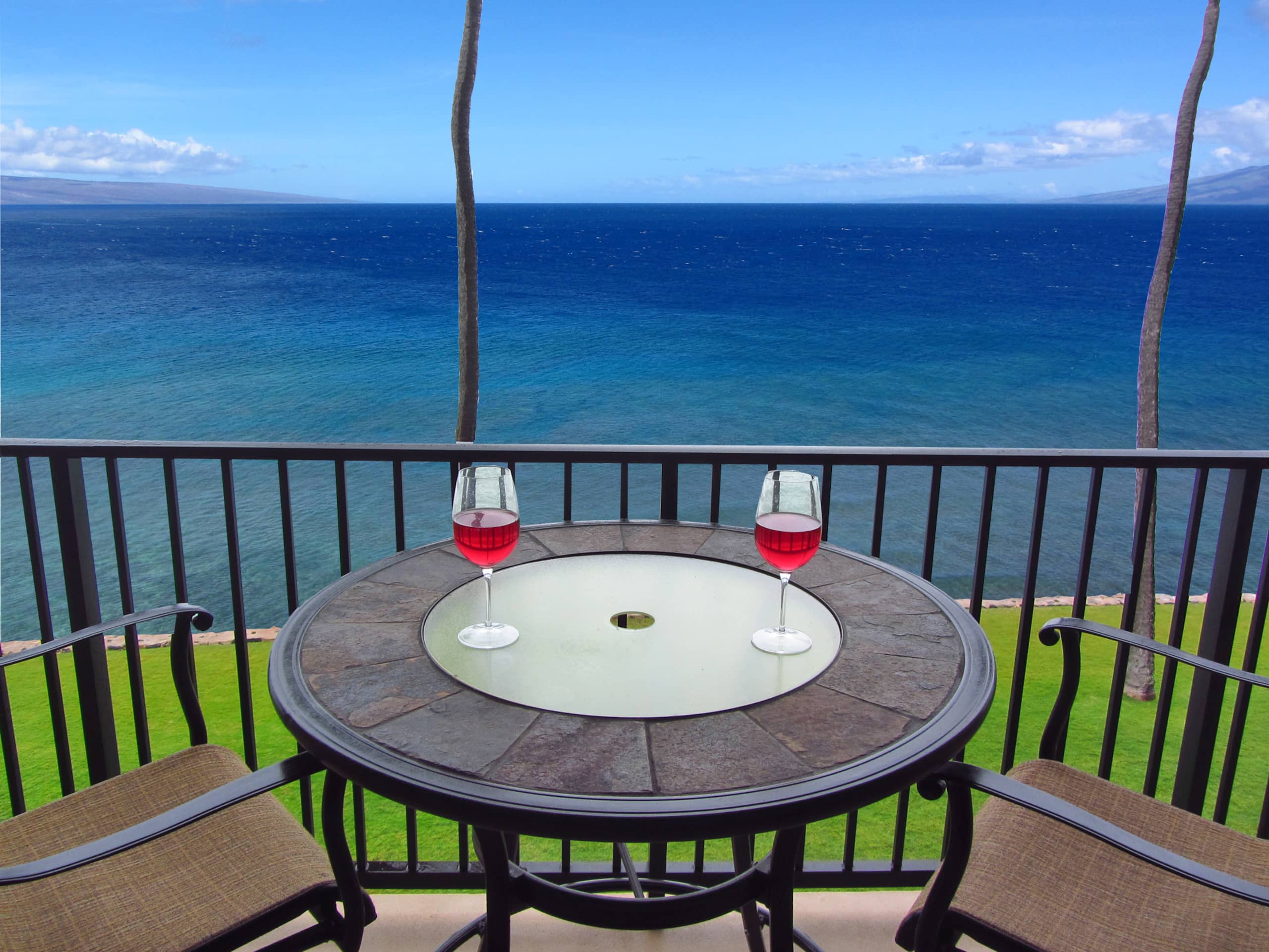 Condo in Lahaina · ★4.75 · 1 bedroom · 2 beds · 1 bath - Image 25