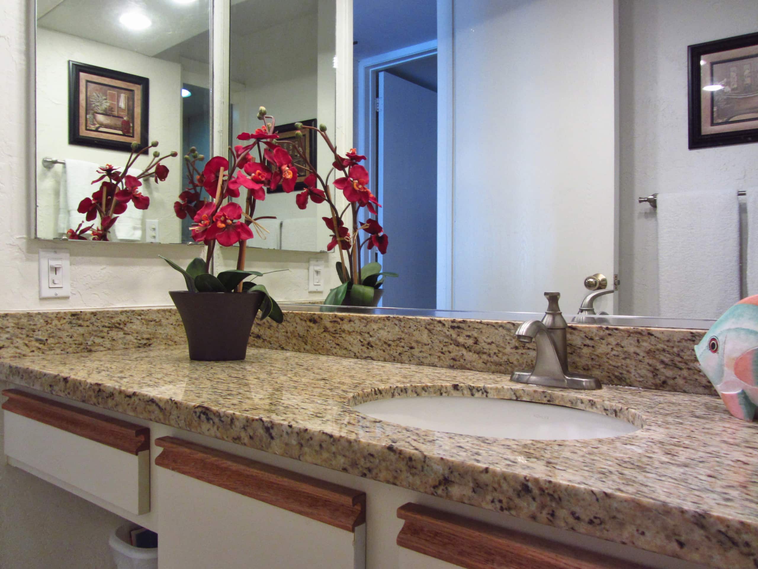 Condo in Lahaina · ★4.75 · 1 bedroom · 2 beds · 1 bath - Image 21