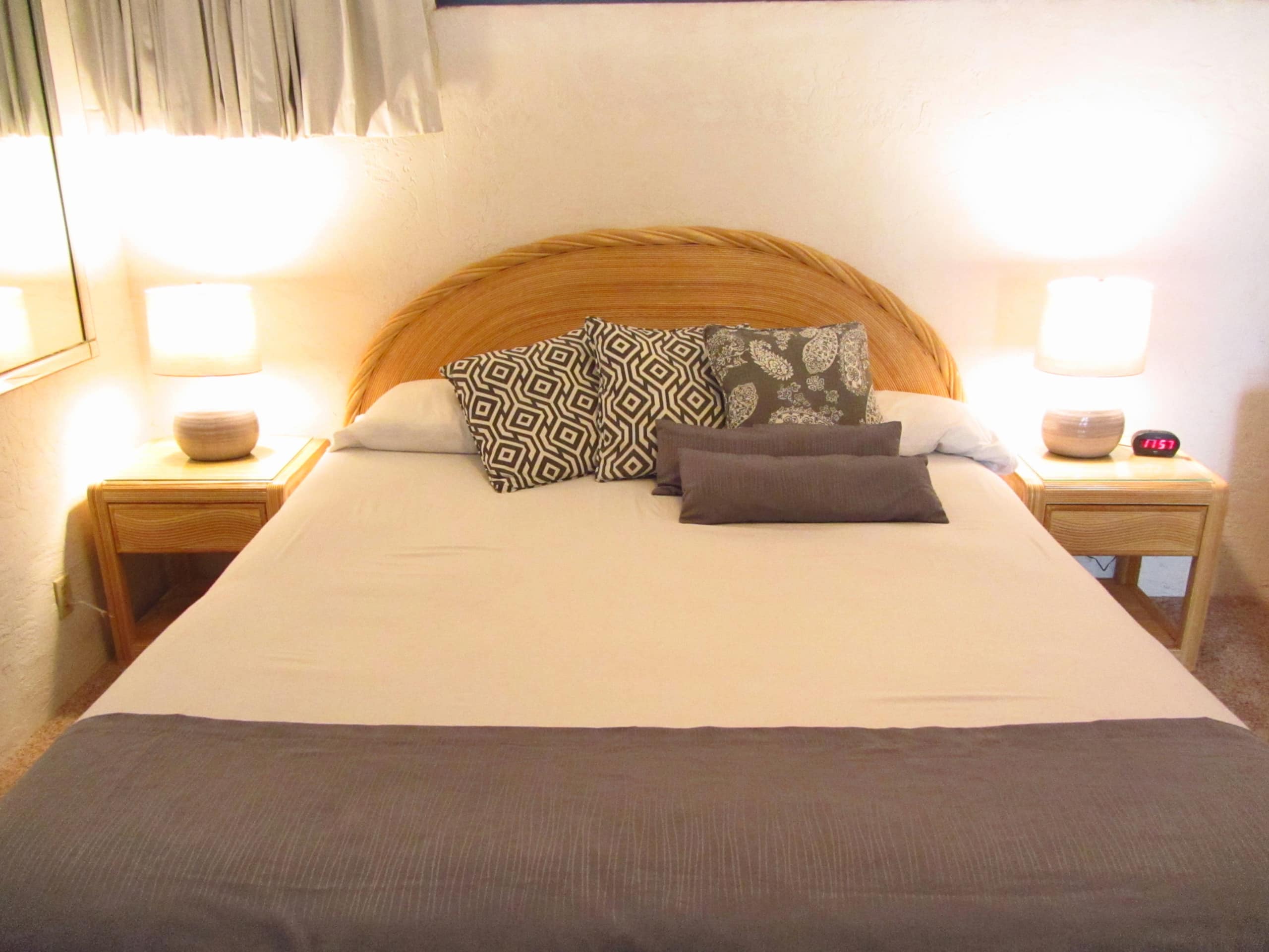 Condo in Lahaina · ★4.75 · 1 bedroom · 2 beds · 1 bath - Image 18
