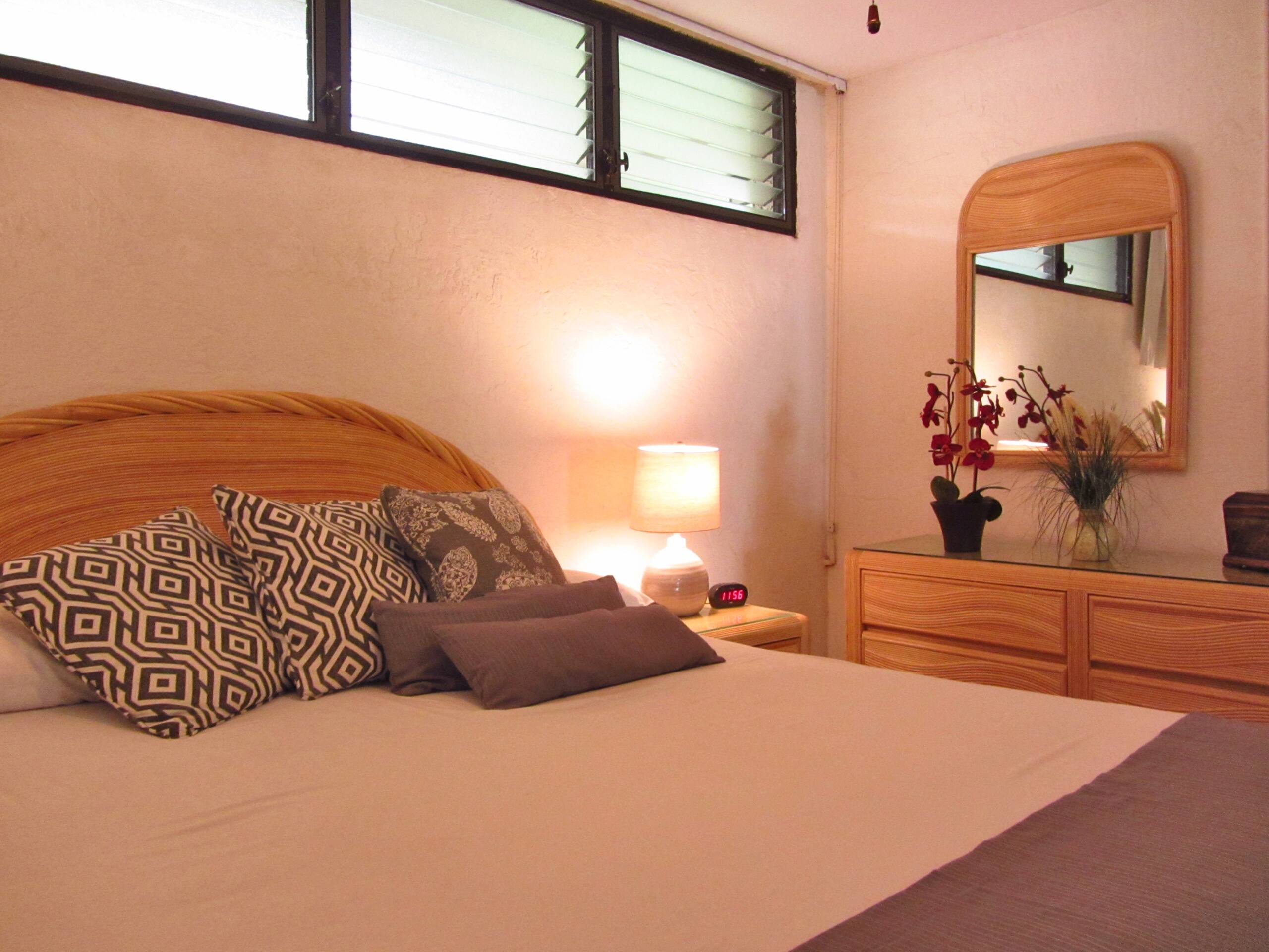 Condo in Lahaina · ★4.75 · 1 bedroom · 2 beds · 1 bath - Image 17