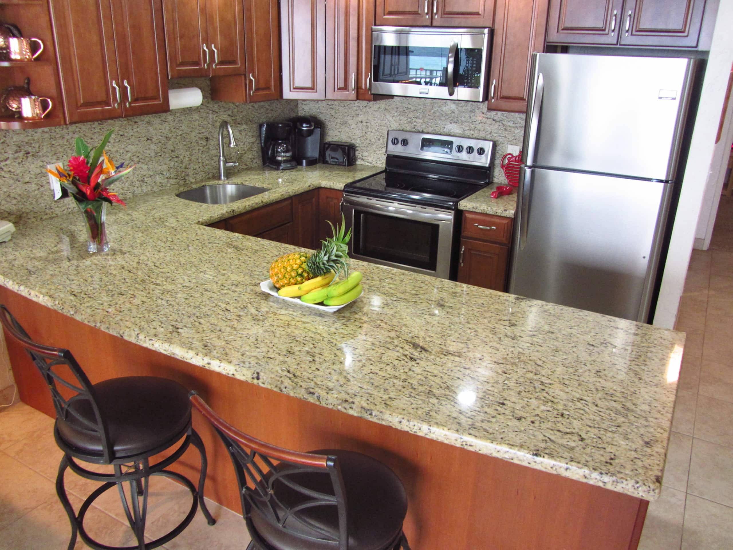 Condo in Lahaina · ★4.75 · 1 bedroom · 2 beds · 1 bath - Image 11