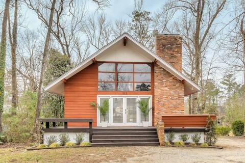 Waterfront Coastal Cabin with Private Dock
