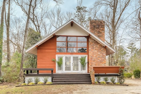 Waterfront Coastal Cabin with Private Dock