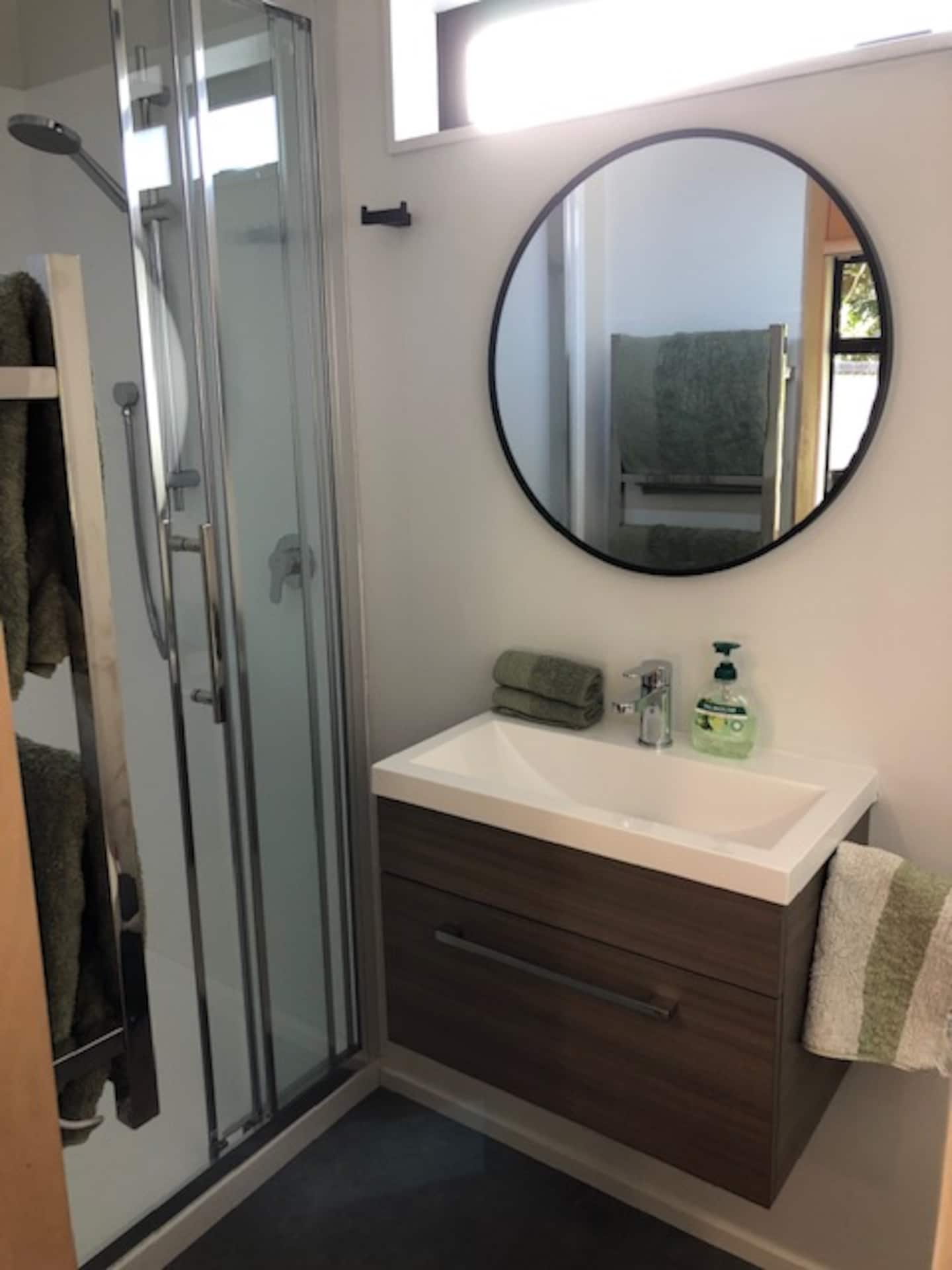 Pāteke
One Bedroom Studio
50 M To Beach 5