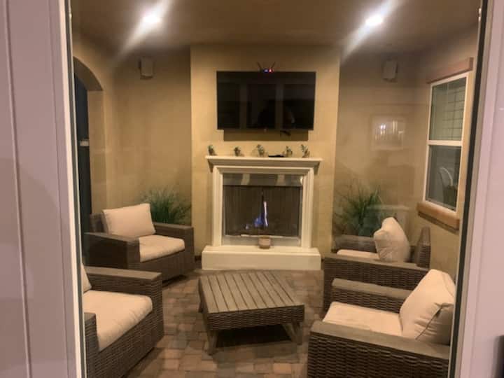 Spacious Living - Rancho Cucamonga