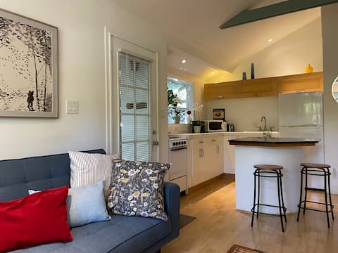 Unique and private one bedroom home