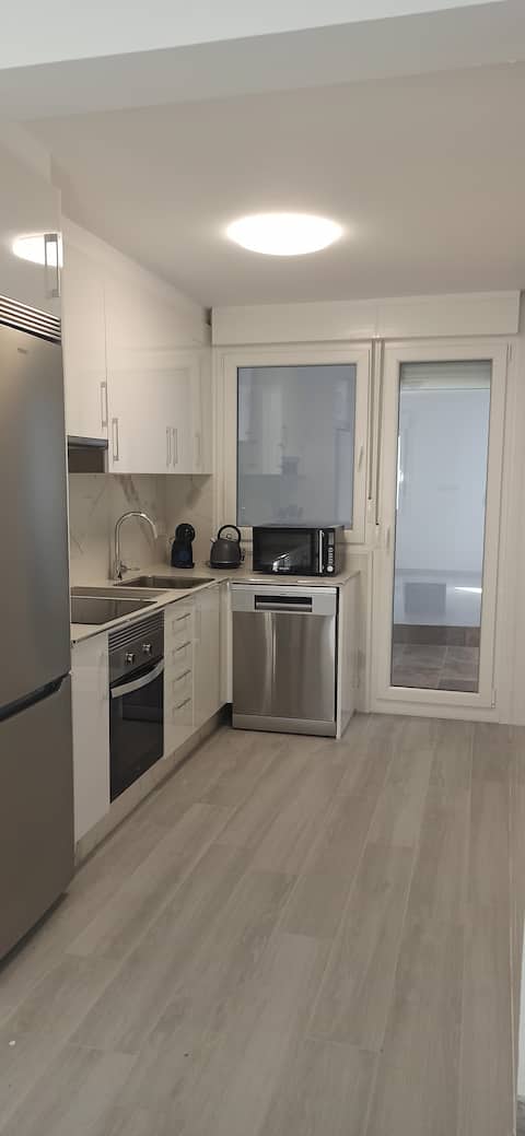 Very central apartment with private garage