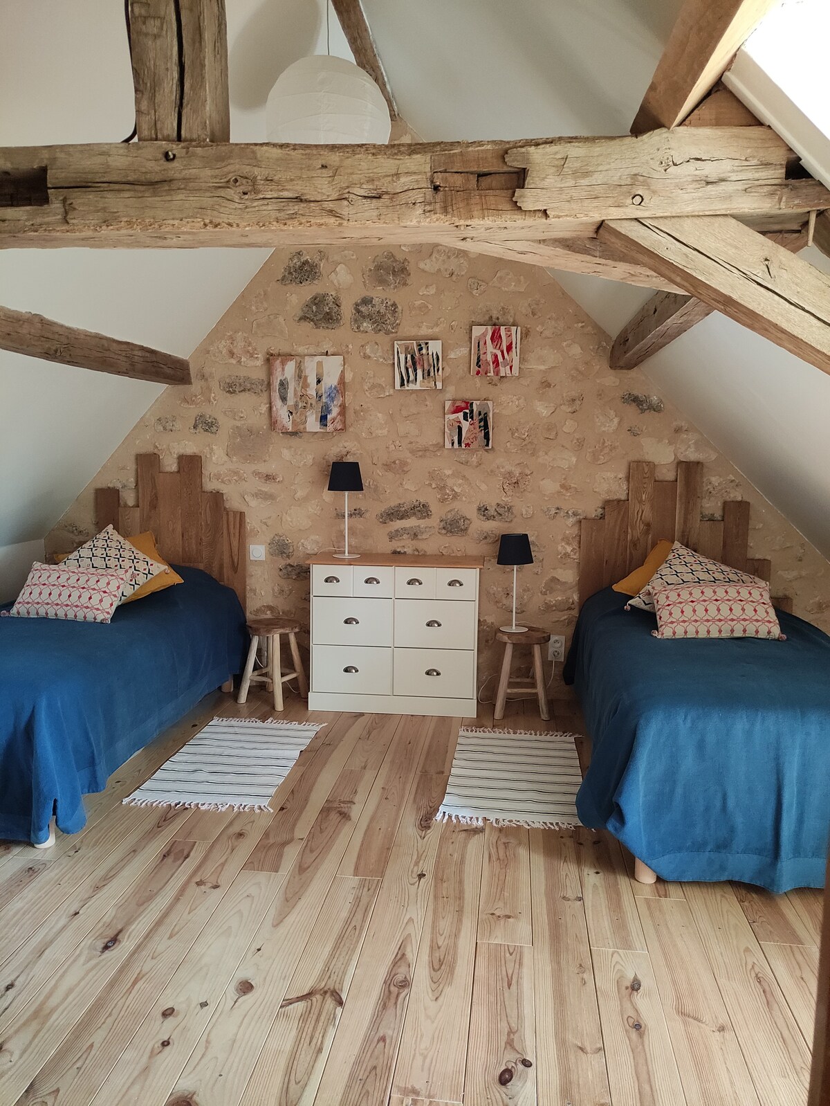 غرفة النوم 2