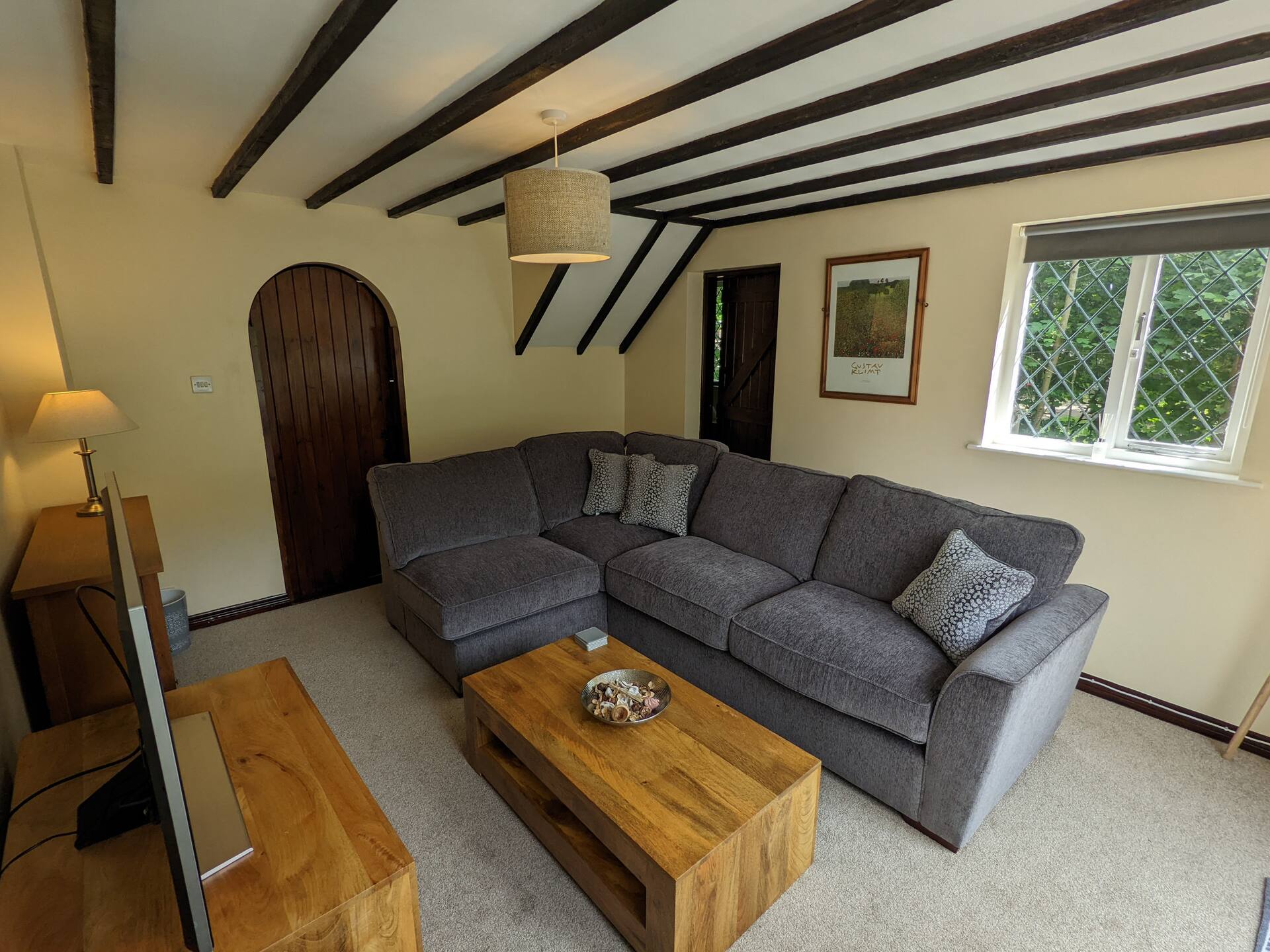Riverbank Cottage — photo 4