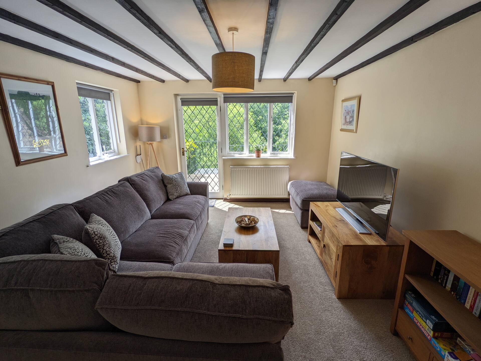 Riverbank Cottage — photo 3