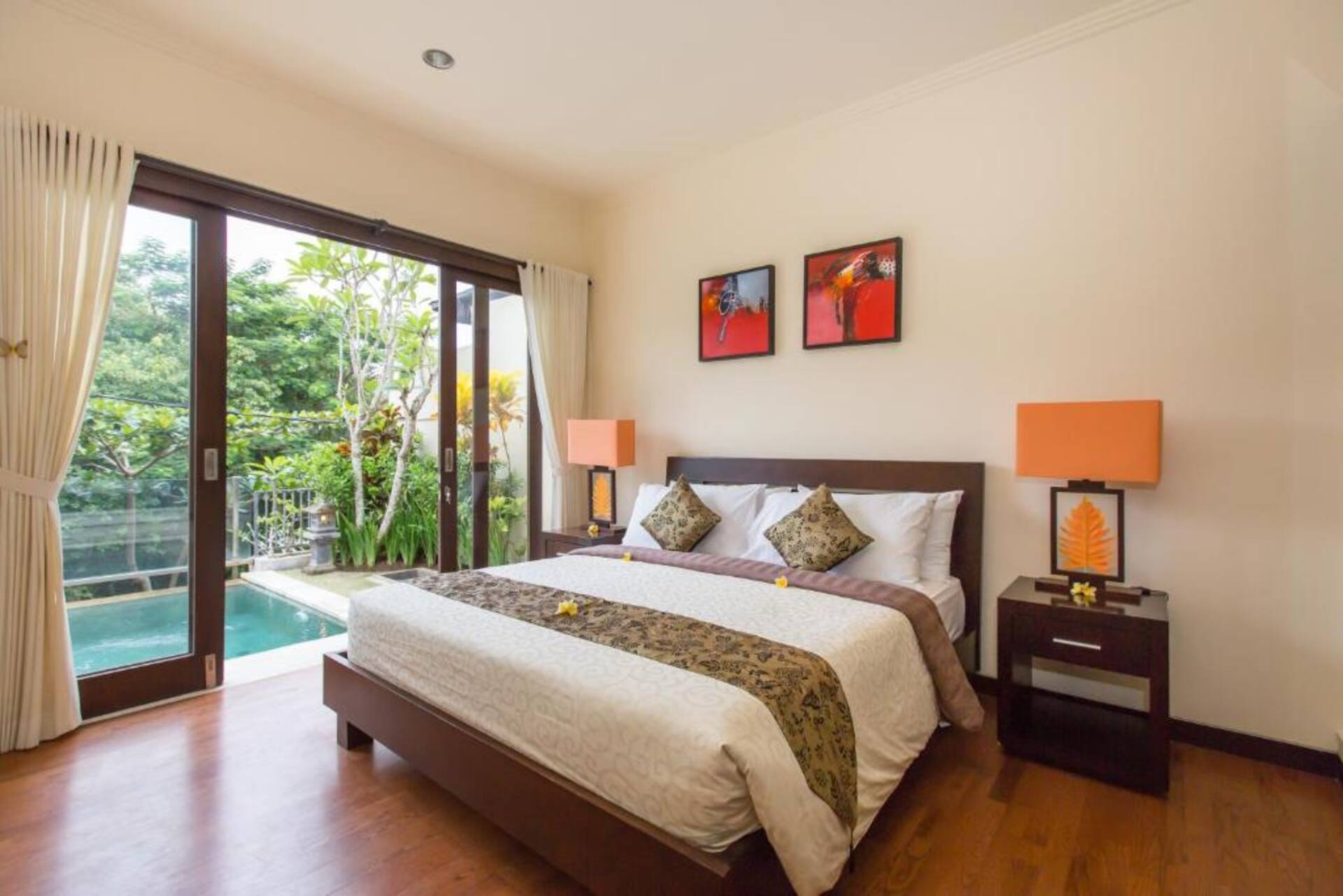Sunlit Poolside Hideaway 1 Bedroom Private Villa in Uluwatu 3