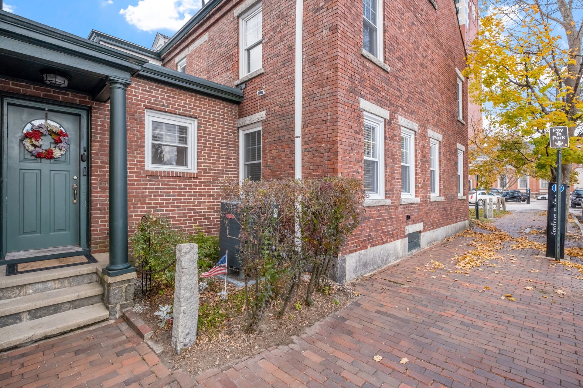 Une oasis de charme et d'histoire avec 2 chambres, dans un quartier luxueux du centre-ville