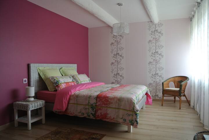 החדר המרווח