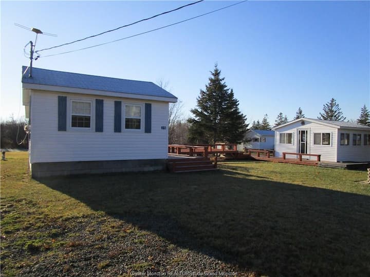 Cozy private cottage Cottages for Rent in GrandeDigue, New Brunswick