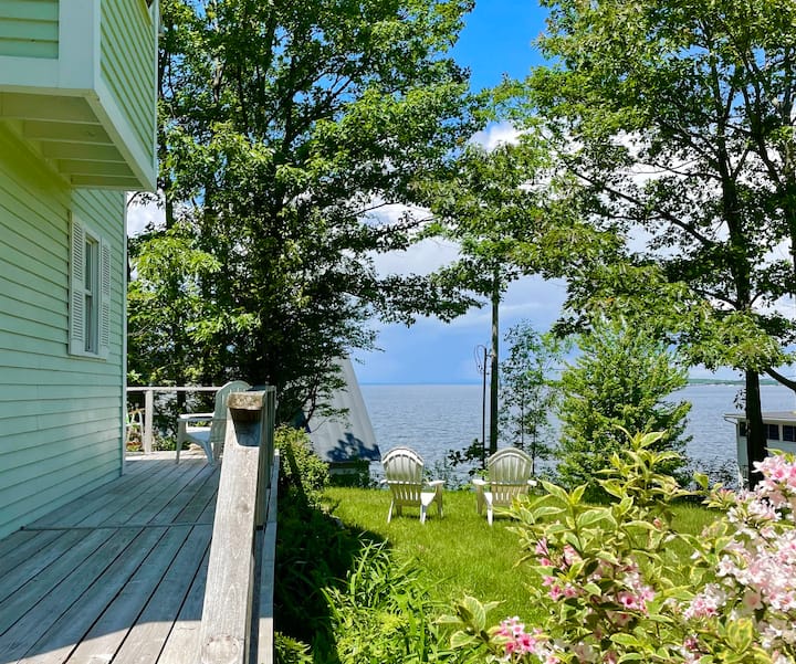 Summer cottage on the lake, Burlington VT Cottages for Rent in