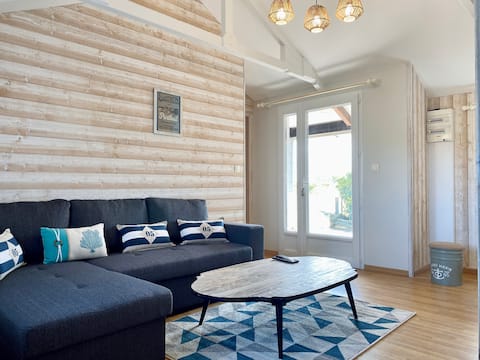 Top performing Airbnb: House facing the sea in Port Bail Sur Mer