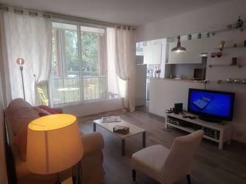 Lovely apartment with parking near Paris
