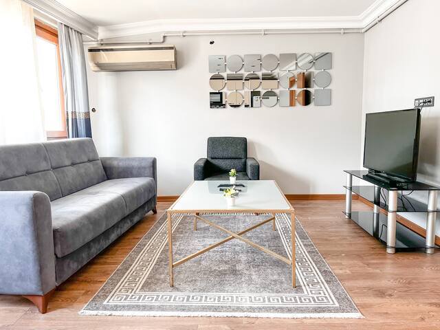 2bd apartment in Beşiktaş famous breakfast street gallery image 3