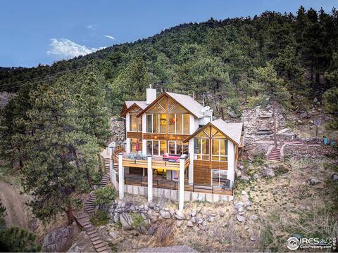 6 Bedroom Boulder walk to Pearl St- As Seen On TV