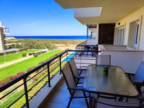 Relaxing Beachfront Apartment