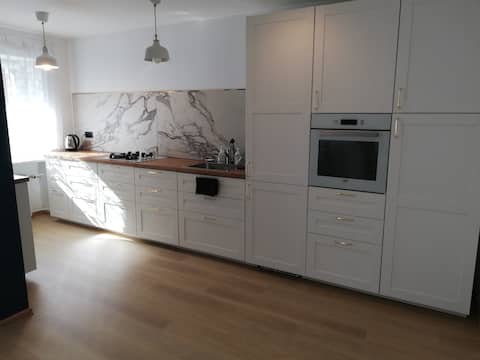 Top performing Airbnb: Apartment near the center, parking, peace, comfort in Bogucice