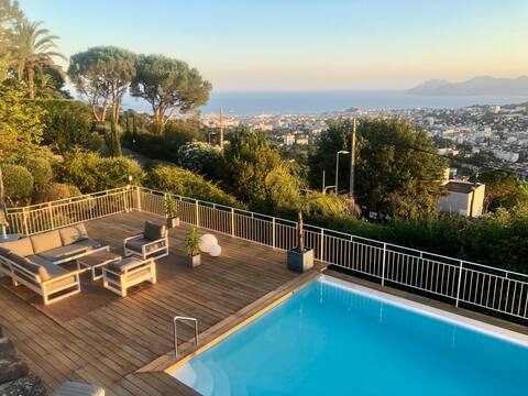 Beautiful sea view villa on the heights