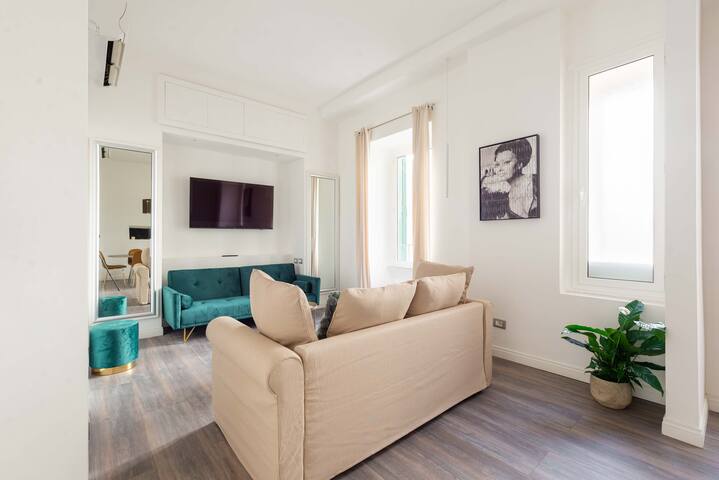 Saint Peters Luxury 4 Bedrooms Apartment gallery image 3