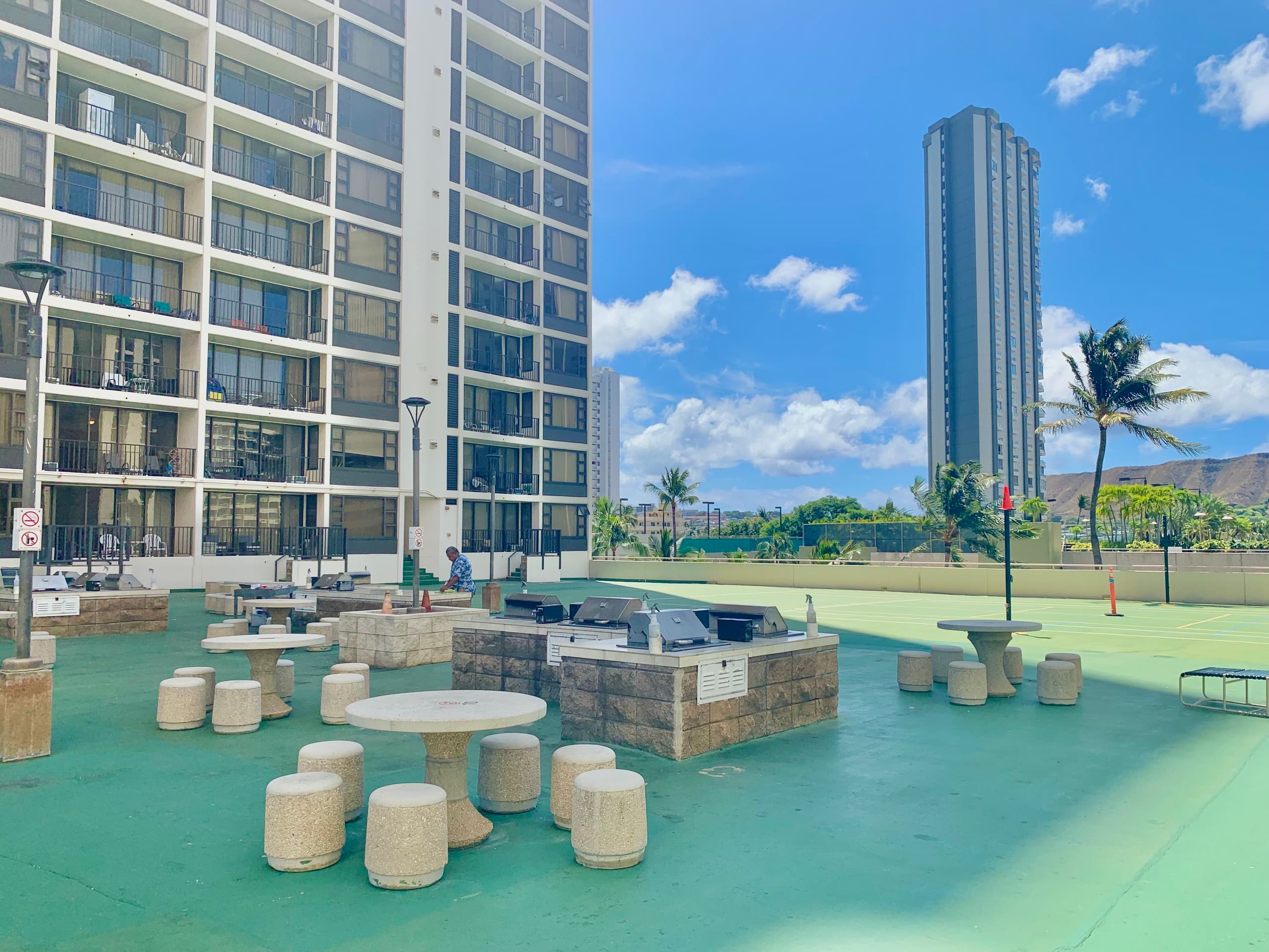 Condo in Honolulu · ★4.78 · 1 bedroom · 3 beds · 1 bath - Image 6
