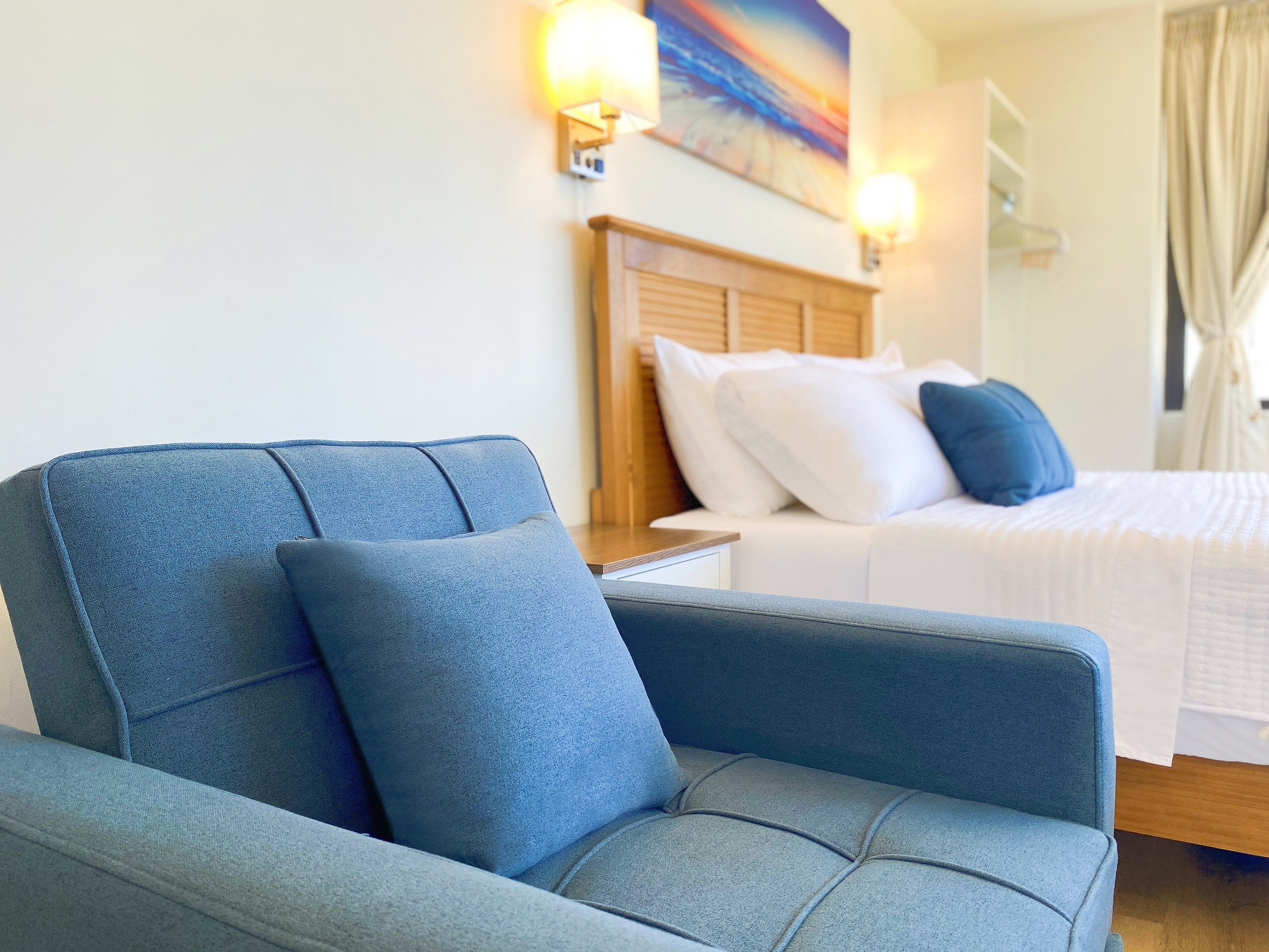 Condo in Honolulu · ★4.87 · 1 bedroom · 2 beds · 1 private bath - Image 15