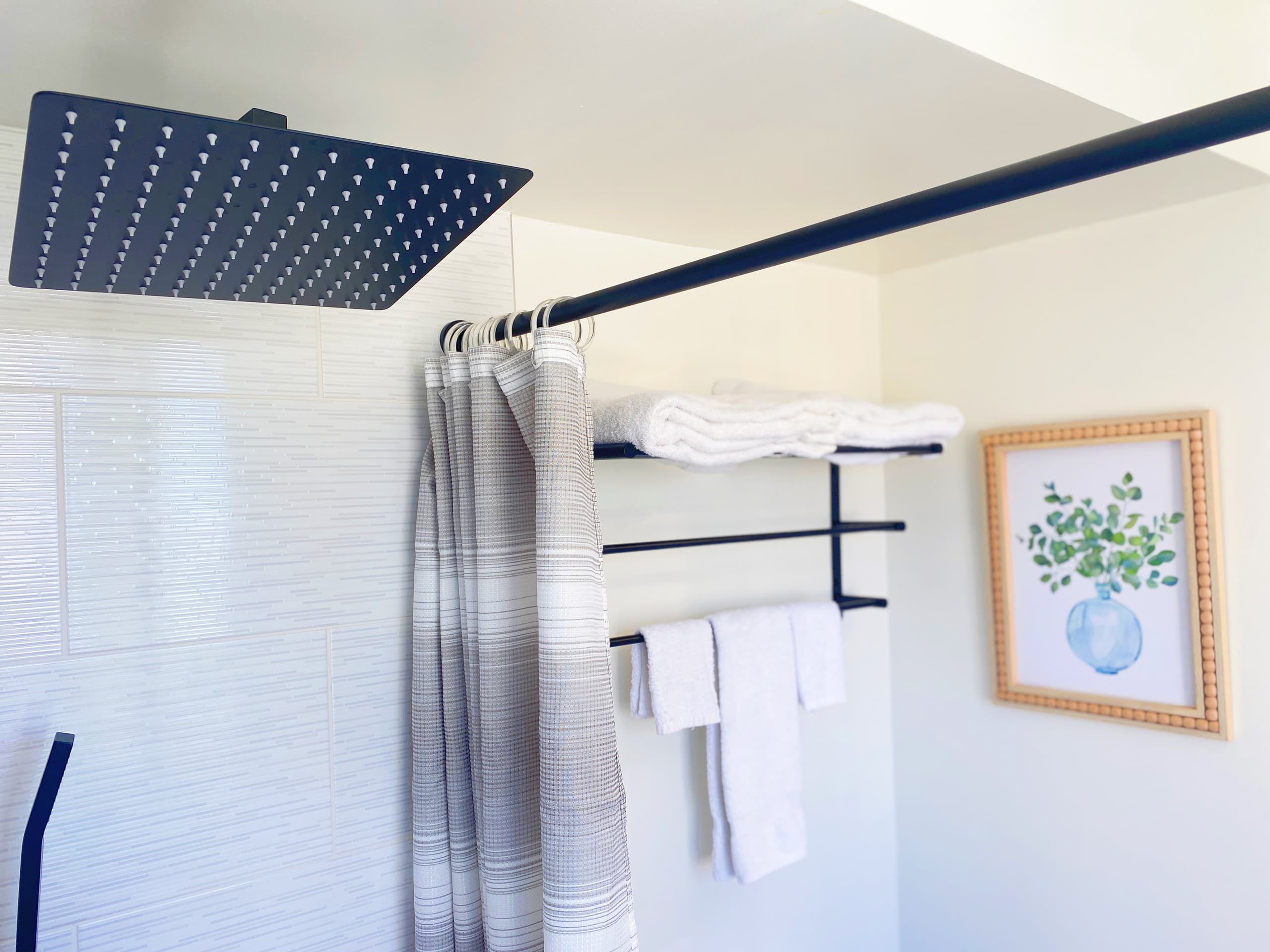 Condo in Honolulu · ★4.87 · 1 bedroom · 2 beds · 1 private bath - Image 19