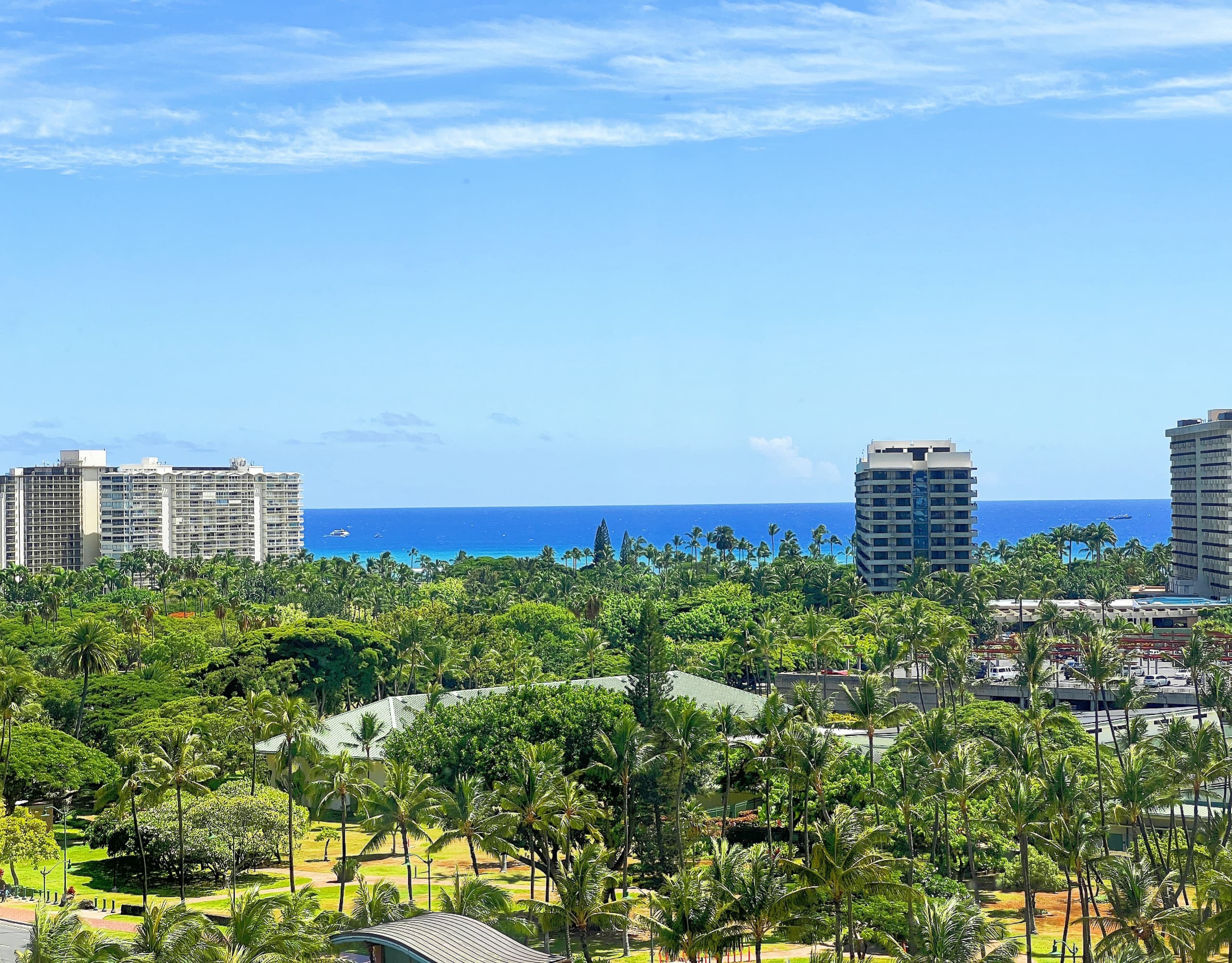 Condo in Honolulu · ★4.87 · 1 bedroom · 2 beds · 1 private bath - Image 2