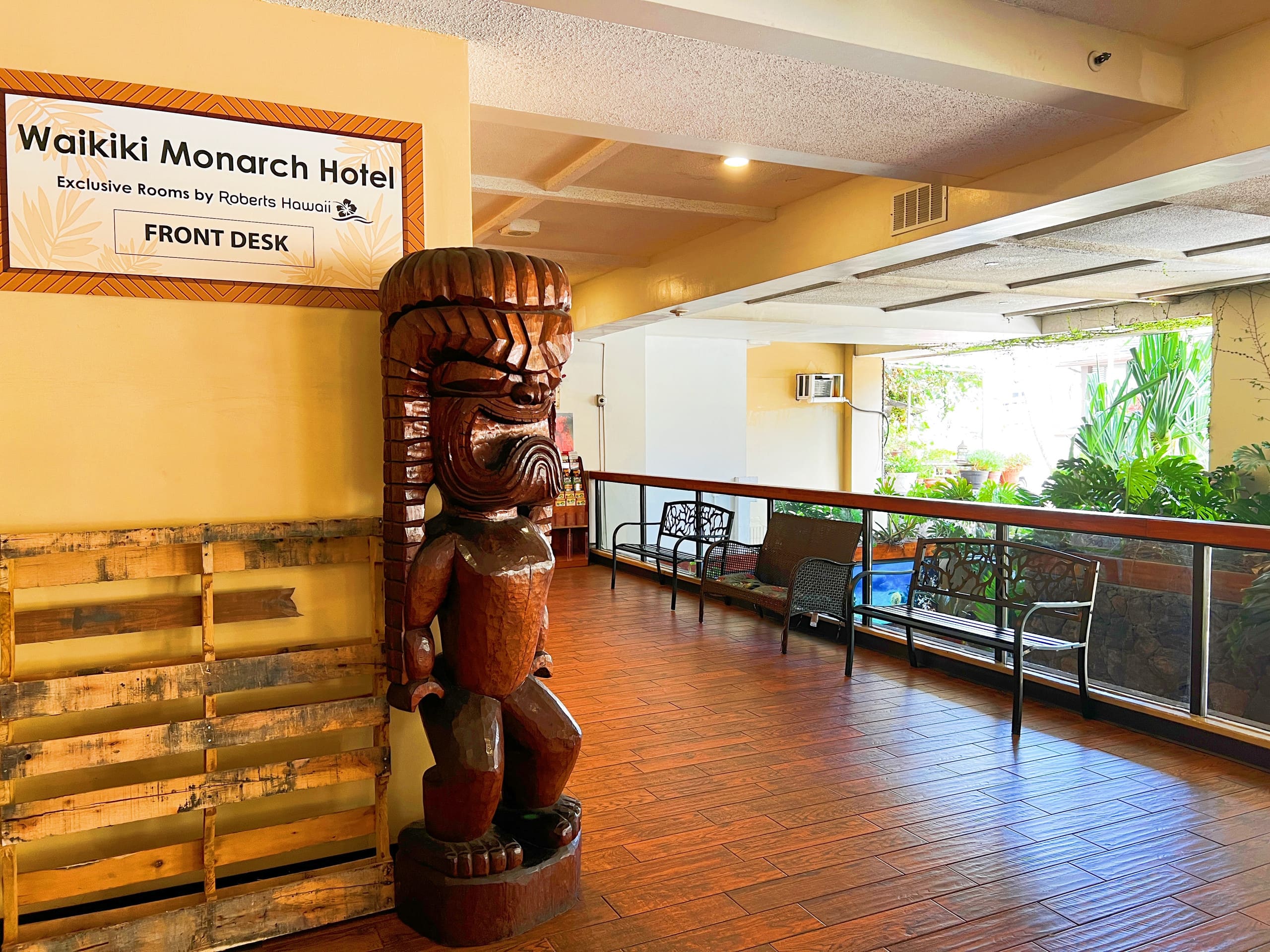 Condo in Honolulu · ★4.87 · 1 bedroom · 2 beds · 1 private bath - Image 39